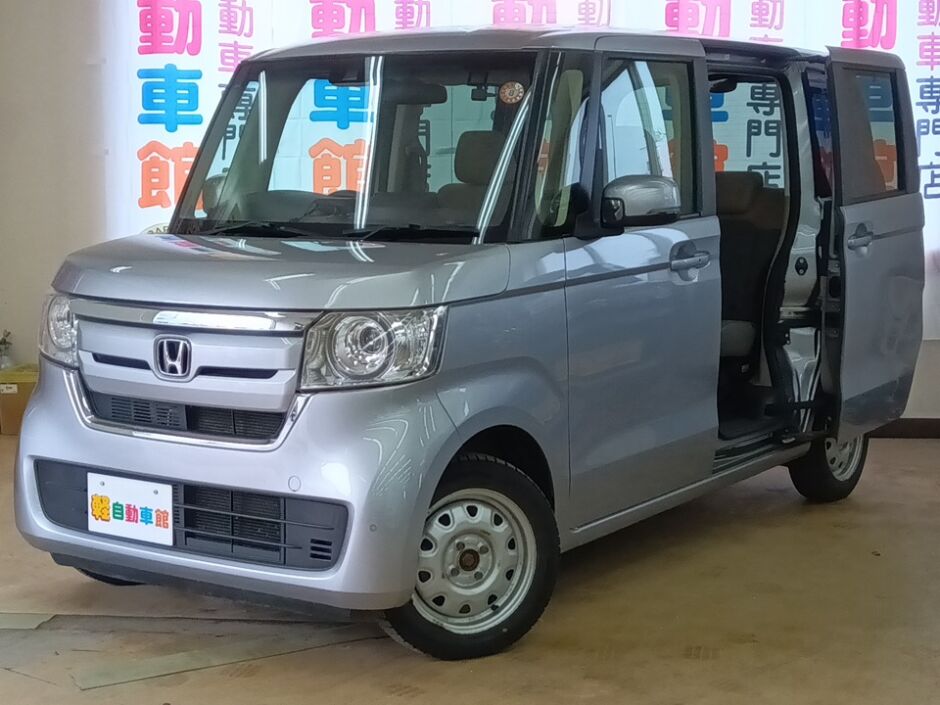 N-BOX G・Lターボホンダセンシング　ナビ付　４WD