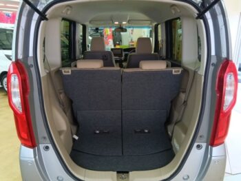 N-BOX G・Lターボホンダセンシング　ナビ付　４WD