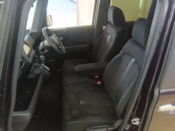 N-BOXカスタム L ナビ・TV 後期型 4WD