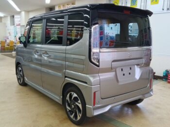 スペーシアカスタム ハイブリッドXS　４WD