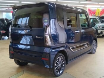 タントカスタム RS　ターボ　４WD