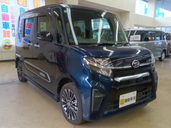 タントカスタム RS　ターボ　４WD