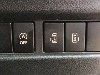 スペーシア ハイブリッドX　４WD