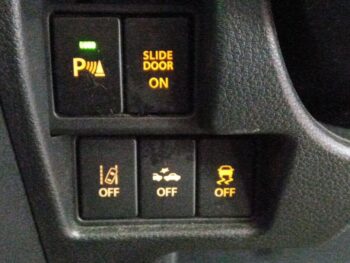 スペーシア ハイブリッドX　４WD