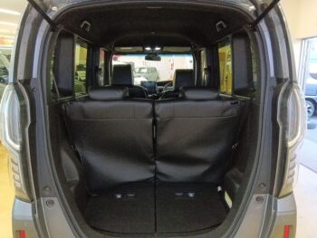 N-BOXカスタム L・ターボ　４WD