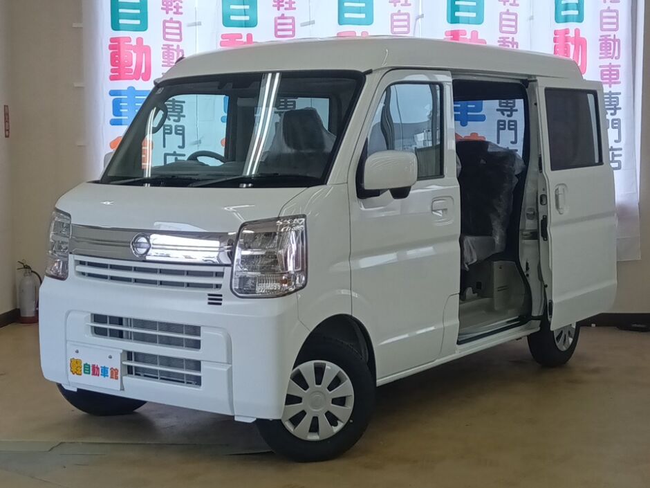クリッパーバン GX　未使用車　４WD
