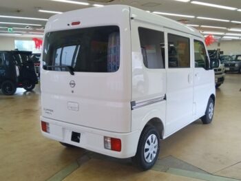 クリッパーバン GX　未使用車　４WD