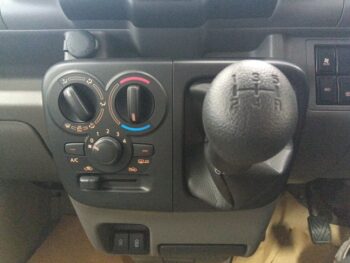 クリッパーバン GX　未使用車　４WD