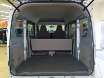 NV100クリッパーバン DX　４WD