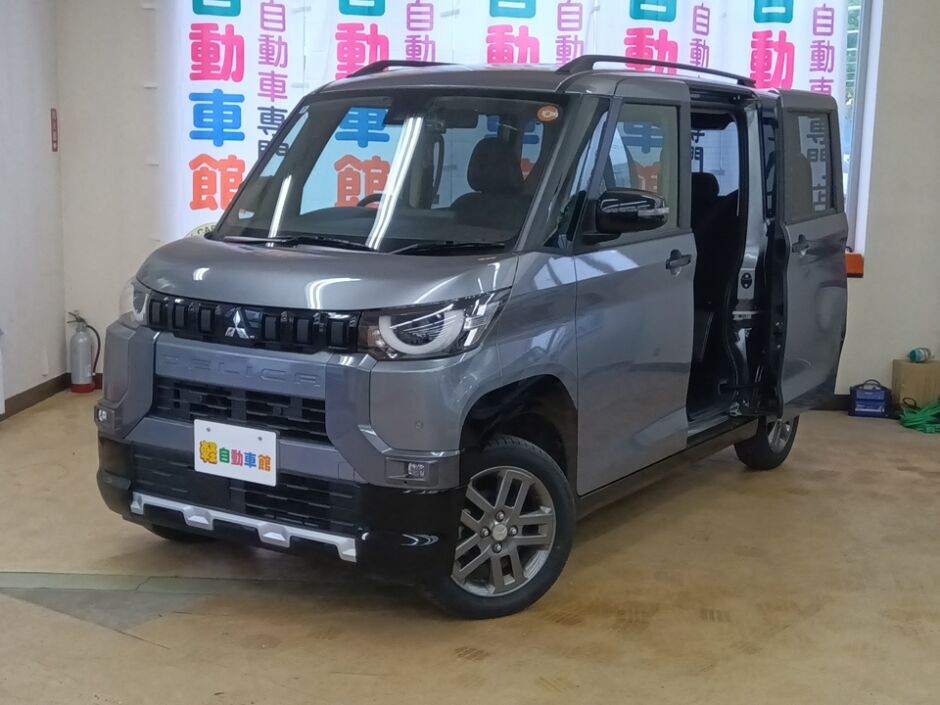 デリカミニ G　プレミアム　ナビ　全方囲カメラ　４WD