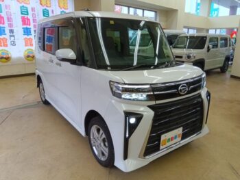 タントカスタム RSターボ　純正１０インチナビ・TV・バックカメラ　４WD
