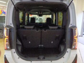 タントカスタム RSターボ　純正１０インチナビ・TV・バックカメラ　４WD