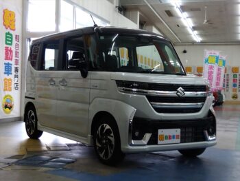 スペーシアカスタム ハイブリッドXSターボ　未使用車　4WD