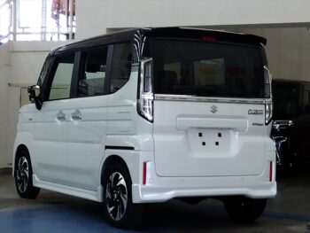 スペーシアカスタム ハイブリッドXSターボ　未使用車　4WD