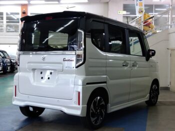 スペーシアカスタム ハイブリッドXSターボ　未使用車　4WD