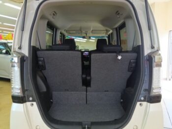 N-BOXカスタム G・Lパッケージ　ナビ・TV・バックカメラ　４WD