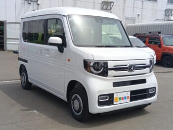 N-VAN ファン　４WD