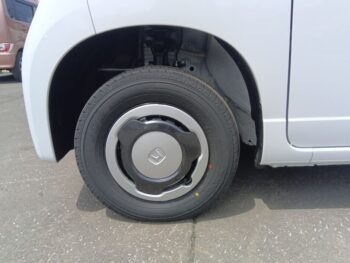 N-VAN ファン　４WD