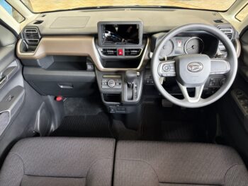 ムーヴ Ｇ　未使用車　現行型 4WD