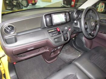 N-ONE プレミアム 4WD