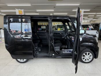 ウェイク X　ターボ　純正ナビ・TV・バックカメラ　4WD