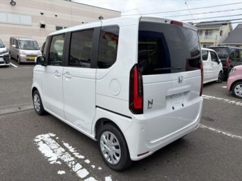 N-BOX ベースグレード 未使用車