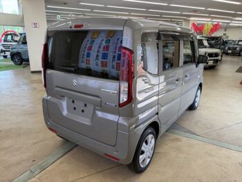 スペーシア ハイブリッドX　純正ディスプレイオーディオ・バックカメラ　未使用車　４WD
