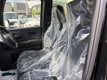 N-BOXカスタム ベースグレード 未使用車
