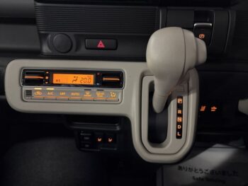 ワゴンR スマイル ハイブリッド　Ｓ　現行型 4WD