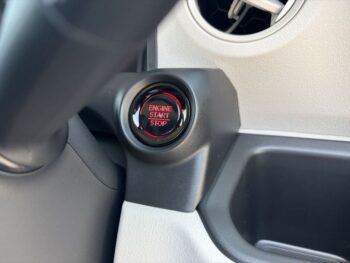 N-BOX ベースグレード 未使用車