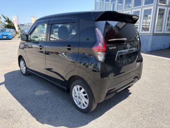 デイズ ハイウェイスターＸ 純正9インチナビ・TV・バックカメラ 4WD