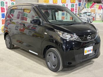 デイズ S　未使用車　4WD