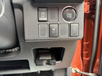 ウェイク Ｘ ターボ ナビ・TV・バックカメラ 4WD