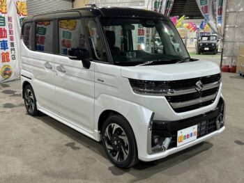 スペーシアカスタム ハイブリッド XS スズキセーフティサポート 未使用車 4WD