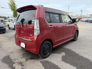 ワゴンR スティングレー Ｊスタイル ナビ・バックカメラ 4WD