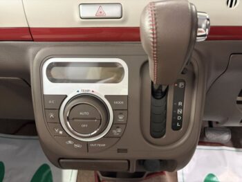 アルトラパンショコラ Ｘ スマートフォン連携ナビ装着車 4WD