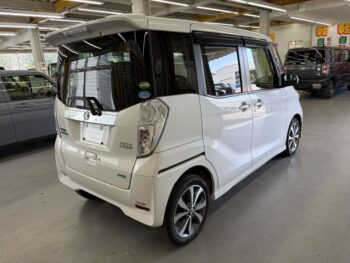 デイズルークス ハイウェイスターX Gパッケージ 純正ナビ・TV・アラウンドビューモニター 4WD