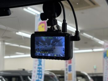 ピクシスメガ Ｌ　ＳＡⅢ　純正ナビ・TV・バックカメラ　4WD