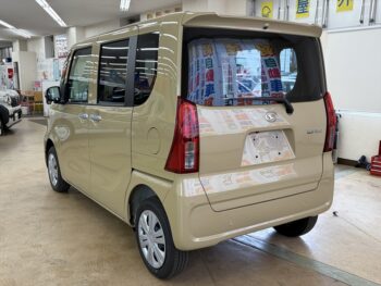 タント L　未使用車　４WD