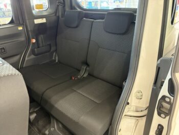 ピクシスメガ Ｌ　ＳＡⅢ　純正ナビ・TV・バックカメラ　4WD