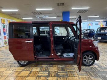 タント Ｘターボ　4WD
