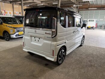 スペーシアカスタム ハイブリッドＸＳ　ＴＢ　全方位ミニター　純正９インチナビ・ＴＶ・スズキコネクト 4WD