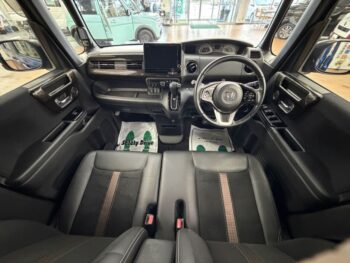 N-BOXカスタム Ｇ・Ｌターボホンダセンシング 純正ナビ・ＴＶ・バックカメラ 4WD