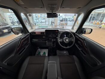 スペーシアカスタム ハイブリッドＸＳターボ　全方位モニター　純正ナビ・ＴＶ・スズキコネクト 4WD