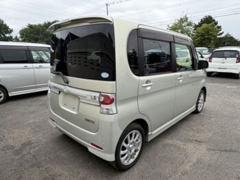 タントカスタム RS ターボ 4WD