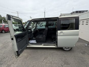 タントカスタム RS ターボ 4WD