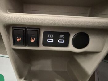 アルトラパン ハイブリッド L 未使用車 4WD