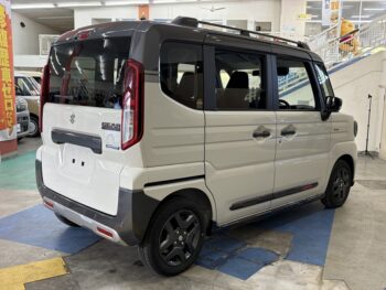 スペーシアギア ハイブリッドXZ　未使用車　4WD