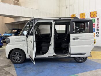 スペーシアギア ハイブリッドXZ　未使用車　4WD