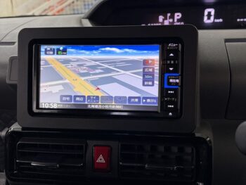 タントカスタム L　純正ナビ・TV・バックモニター　4WD